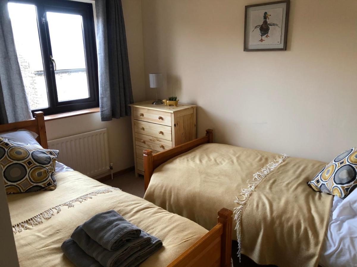 Modern Two Bedroom House Near Jurassic Coast Winterborne Abbas ภายนอก รูปภาพ